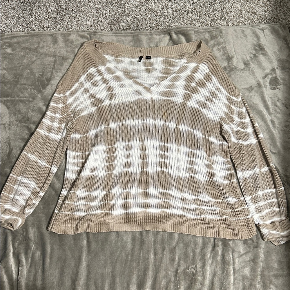 New Directions Tan and White Sweater